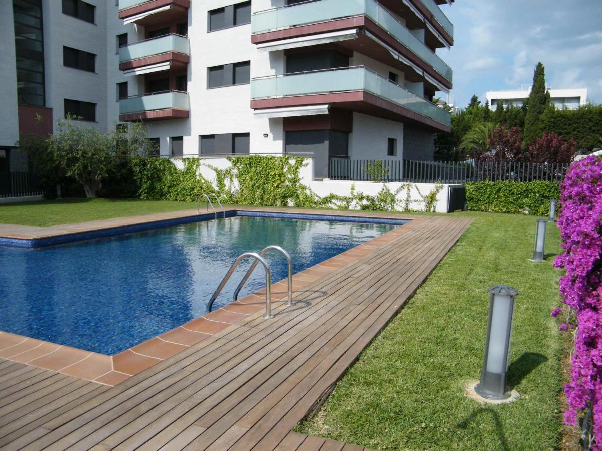 Apartaments Lamoga- Spai Torredembarra Buitenkant foto